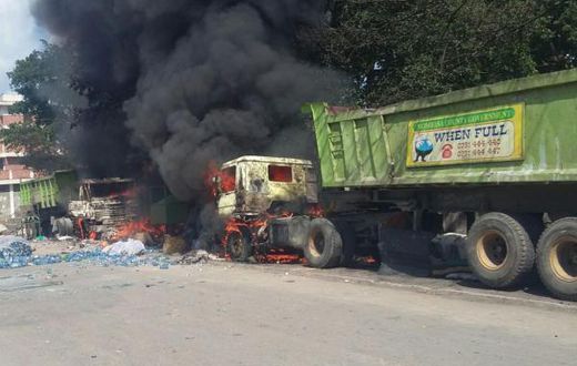 A truck burnt by Mombasa Technical University students