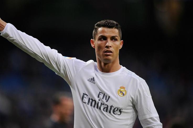 ___4511804___https:______static.pulse.com.gh___webservice___escenic___binary___4511804___2015___12___31___17___cristiano-ronaldo-cropped_9089m5qlxt2o1ci6uxjjwo8zb