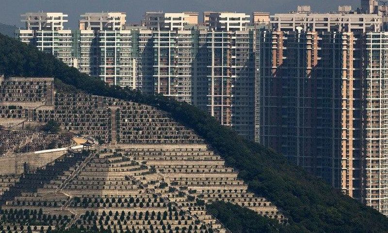 ___4431534___https:______static.pulse.com.gh___webservice___escenic___binary___4431534___2015___12___6___15___hong_kong_burial10