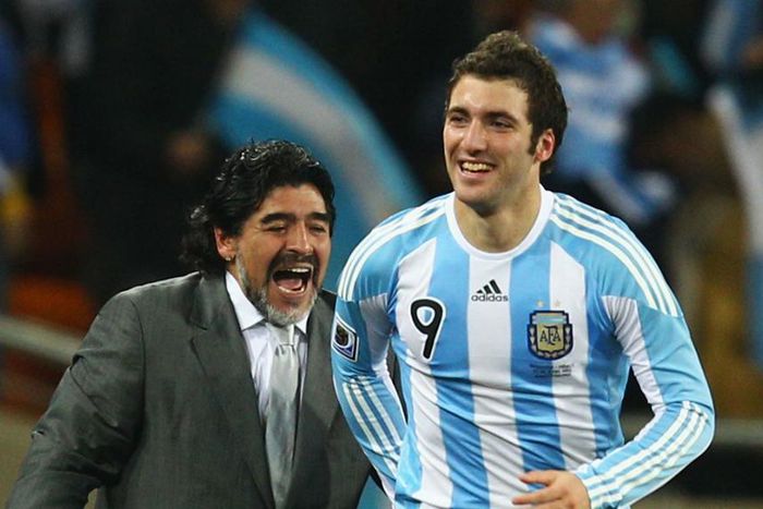 ___4502212___https:______static.pulse.com.gh___webservice___escenic___binary___4502212___2015___12___28___17___diegomaradonagonzalohiguain-cropped_glguc63ddqgg1jqhe4k0qsog9_2