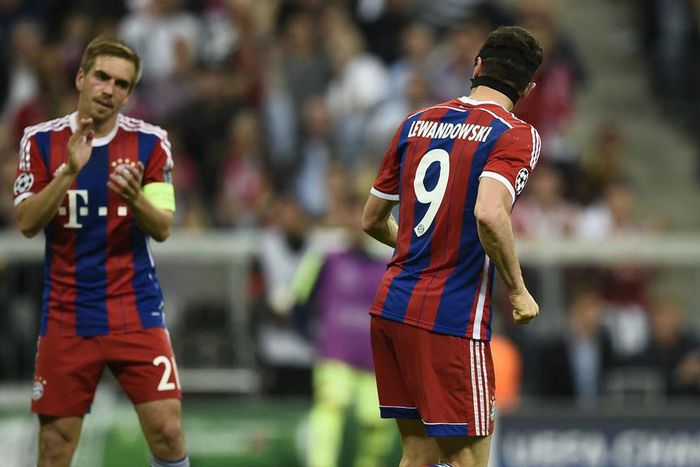 ___4455705___https:______static.pulse.com.gh___webservice___escenic___binary___4455705___2015___12___12___15___philipplahmrobertlewandowski-cropped_18lk74mjag1h1194s1urw6k1hz_2