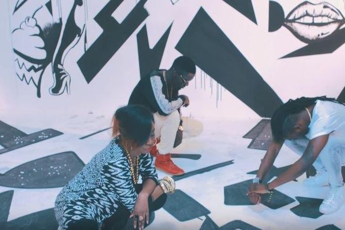 Lil Shaker - Yellow Sisi feat. Pappy Kojo