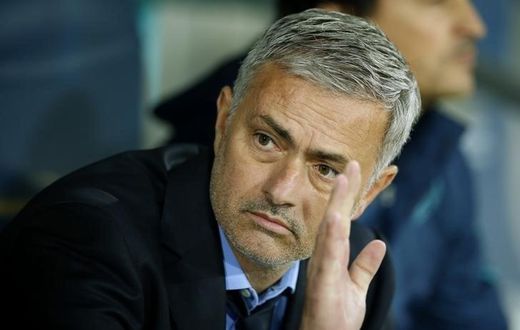 Mourinho not coming back for now, Real president says