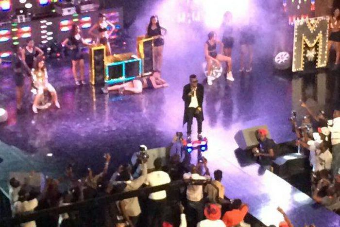 Shatta Wale performs with hoverboard at 4Syte Music Video Awards