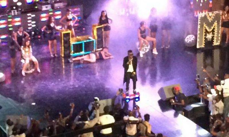 Shatta Wale performs with hoverboard at 4Syte Music Video Awards