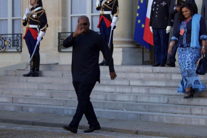 ___4345098___https:______static.pulse.com.gh___webservice___escenic___binary___4345098___2015___11___10___16___22896105096_6ab53cab1a_k