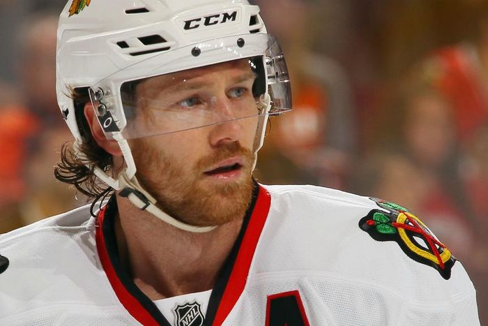 ___4279364___https:______static.pulse.com.gh___webservice___escenic___binary___4279364___2015___10___21___11___duncan-keith-102015-getty-ftr-usjpg_5e3kh0kfoze1190qo1el9avmq