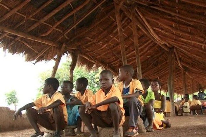 Binchap D/A School cries for classroom block and desks