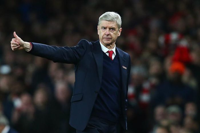 ___4511091___https:______static.pulse.com.gh___webservice___escenic___binary___4511091___2015___12___31___14___arsene-wenger-cropped_104ou5r9e83zu1cxhumoq4c6ub