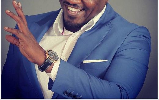 John Dumelo