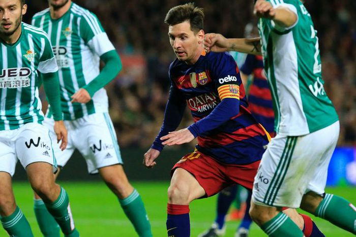 ___4509960___https:______static.pulse.com.gh___webservice___escenic___binary___4509960___2015___12___31___7___lionelmessi-cropped_1ugkh3vt8nug811cngfih5a3lq