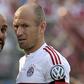 ___4411165___https:______static.pulse.com.gh___webservice___escenic___binary___4411165___2015___11___30___23___guardiola-robben-cropped_bks7t4true911fysh90gv1um9