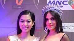 Maria Rahajeng (Miss Indonesia 2014) and Paula Gomes (Miss Grand Brazil 2015)