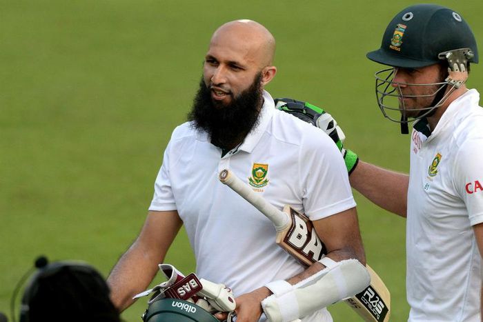 ___4488718___https:______static.pulse.com.gh___webservice___escenic___binary___4488718___2015___12___22___20___hashimamlaandabdevillierscropped_2hjp03j7w9x11i6xzbjuvtg53