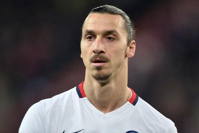 ___4499606___https:______static.pulse.com.gh___webservice___escenic___binary___4499606___2015___12___27___17___zlatan-ibrahimovic-cropped_mncrb83fq7u41t4op53dbbt6r