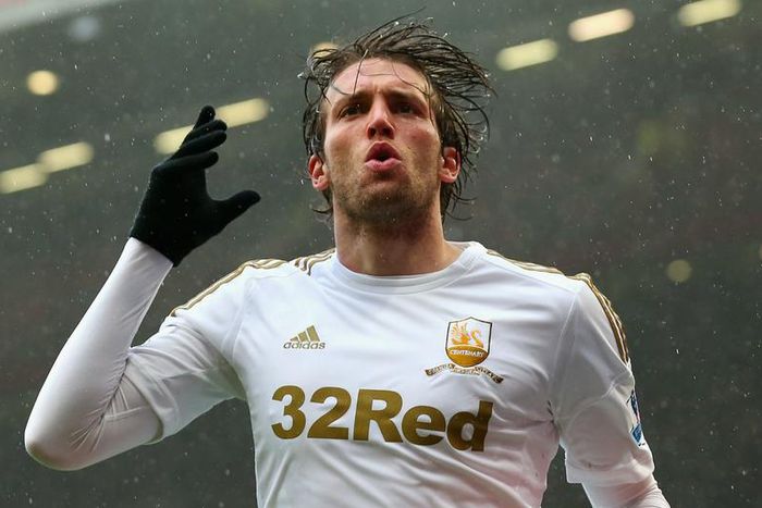 ___4486253___https:______static.pulse.com.gh___webservice___escenic___binary___4486253___2015___12___22___12___michu-cropped_1ioicuk4p9dwc1mjzu44ii11g0