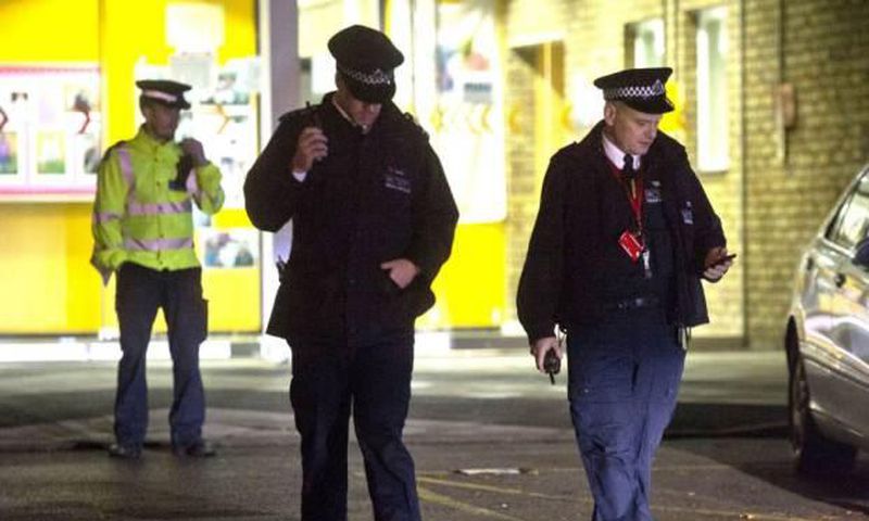 Teenager arrested for stabbing 15-year old boys in school