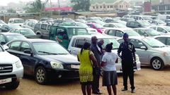 Police impound 800 vehicles for misuse of DV, DP number plates