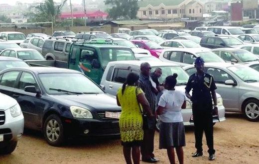 Police impound 800 vehicles for misuse of DV, DP number plates