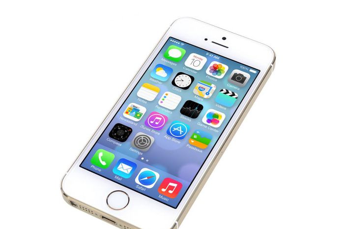 ___4284031___https:______static.pulse.com.gh___webservice___escenic___binary___4284031___2015___10___22___12___iphone5s