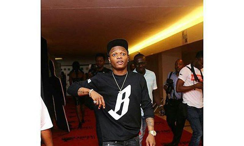 Wizkid on the red carpet of 2face's Fortyfied concert.