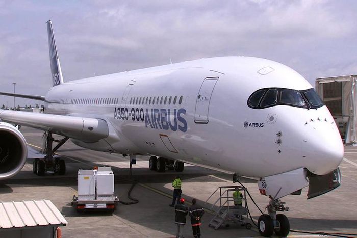 ___4342654___https:______static.pulse.com.gh___webservice___escenic___binary___4342654___2015___11___10___9___maxresdefault