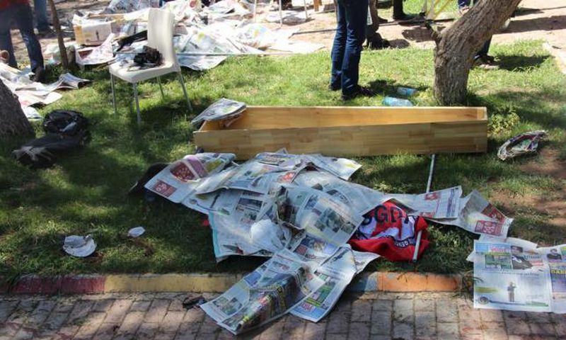 Two policemen, seven Islamic State militants killed in Turkey