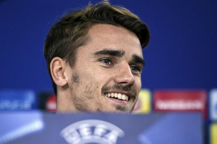 ___4437777___https:______static.pulse.com.gh___webservice___escenic___binary___4437777___2015___12___8___9___antoinegriezmann-cropped_1xq8r26krc36s1u306gjfnsuvb_3