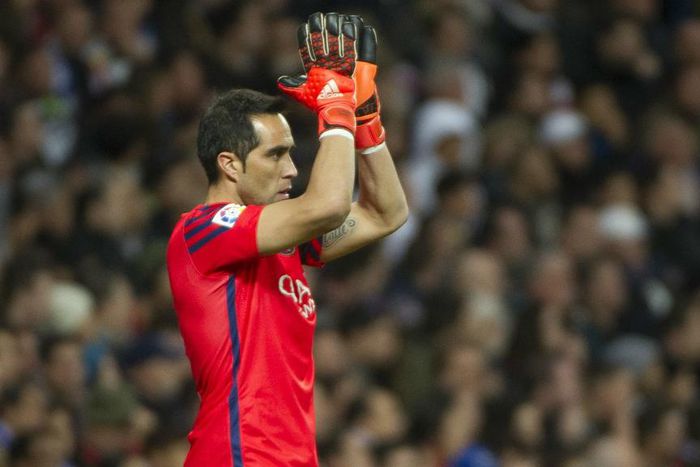 ___4399442___https:______static.pulse.com.gh___webservice___escenic___binary___4399442___2015___11___27___14___claudio-bravo-cropped_1sfwwlism4ztk140z094enjwxc