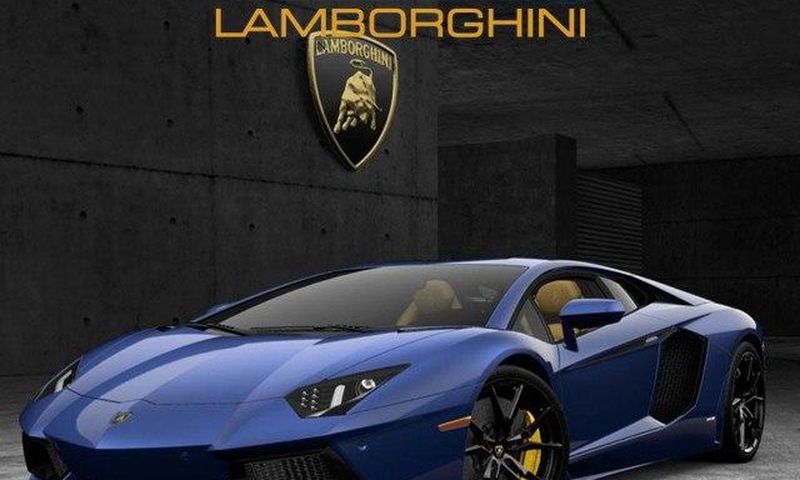 2015 Lamborghini LP700-4 Aventador Coupe