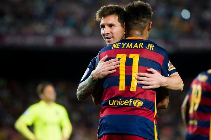 ___4449731___https:______static.pulse.com.gh___webservice___escenic___binary___4449731___2015___12___10___19___lionel-messi-neymar-cropped_egw7u06ehp791qsc09s4796o8