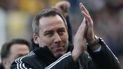 Former United coach calls Van Gaal's team too rigid
