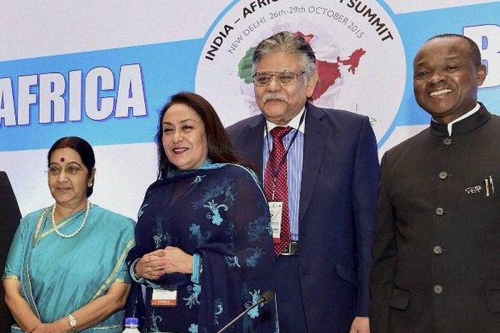 External Affairs Minister Sushma Swaraj with FICCI President Jyotsna Suri, CII President Sumit Mazumdar (2nd R) and others at the inauguration of the India- Africa Business Forum in New Delhi