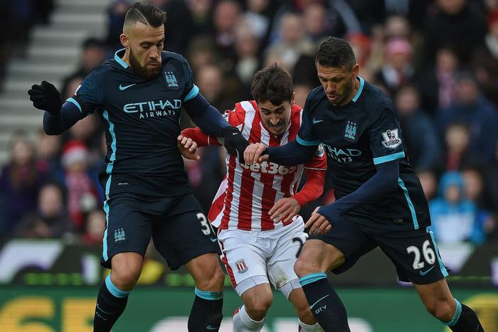 ___4437748___https:______static.pulse.com.gh___webservice___escenic___binary___4437748___2015___12___8___7___nicolasotamendiandmartindemichelis-cropped_1nkd28z5jg07f1lx9haczj0h2r_1