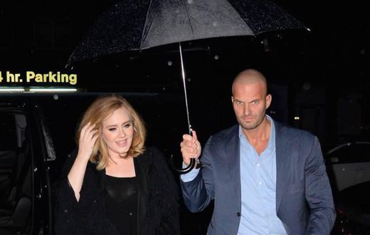 Adele’s bodyguard goes viral on Twitter