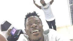 Guru and Shatta take selfie after studio session