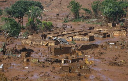 Mud from Brazil dam burst is toxic, UN says