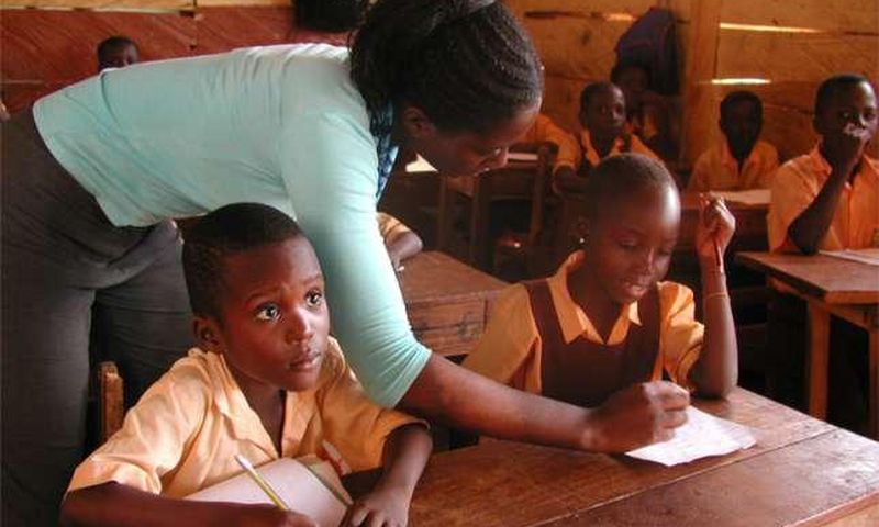 ___4339306___https:______static.pulse.com.gh___webservice___escenic___binary___4339306___2015___11___9___11___teaching-volunteer-in-ghana
