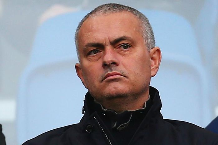 ___4499825___https:______static.pulse.com.gh___webservice___escenic___binary___4499825___2015___12___27___18___josemourinho-cropped_1xw3sv9vronbm1uctkynky9pvr