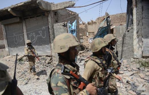 Pakistan says militants firing from Afghanistan kill seven soldiers