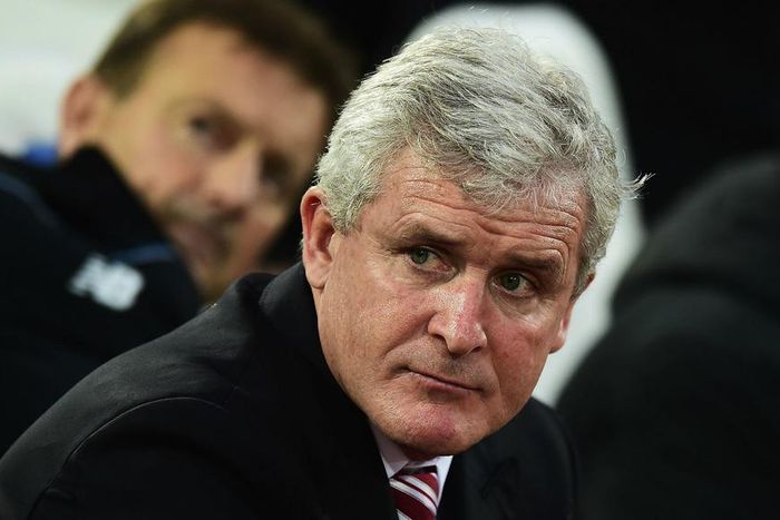 ___4511690___https:______static.pulse.com.gh___webservice___escenic___binary___4511690___2015___12___31___16___markhughes-cropped_v0c83iamuayq1cofwqjqsvipy_1