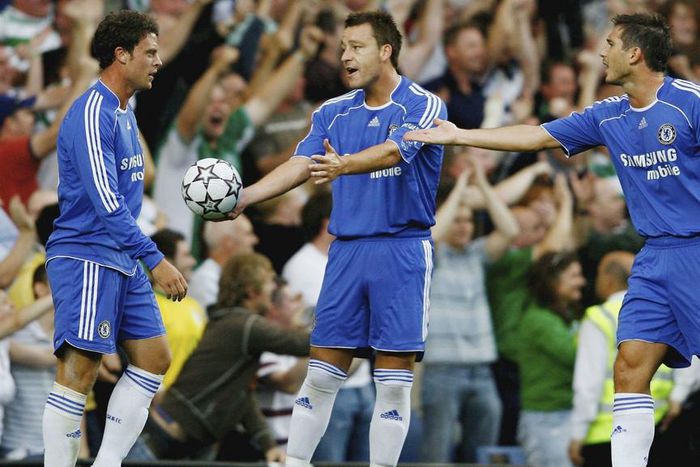 ___4444197___https:______static.pulse.com.gh___webservice___escenic___binary___4444197___2015___12___9___16___bridge-terry-lampard-cropped_97agudzzdeuq11oxone57g5am_2