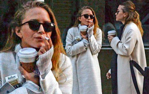 Mary-Kate Olsen and Ashley Olsen