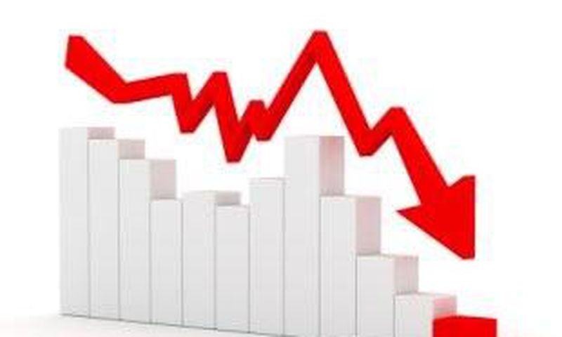 ___4396459___https:______static.pulse.com.gh___webservice___escenic___binary___4396459___2015___11___26___13___iStock_000009154601XSmalldecline