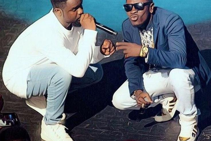 Sarkodie [left] and Shatta Wale [right]