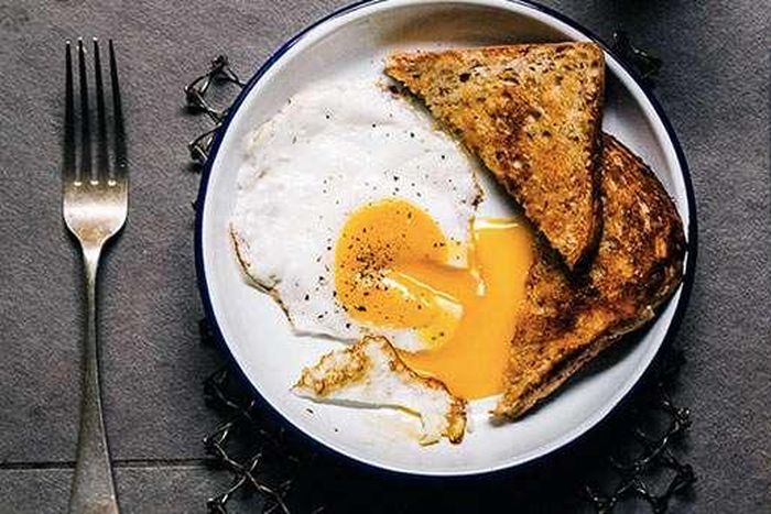 ___4332538___https:______static.pulse.com.gh___webservice___escenic___binary___4332538___2015___11___6___11___sunny+side+up+eggs