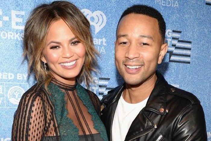 Model reveals sex of her baby