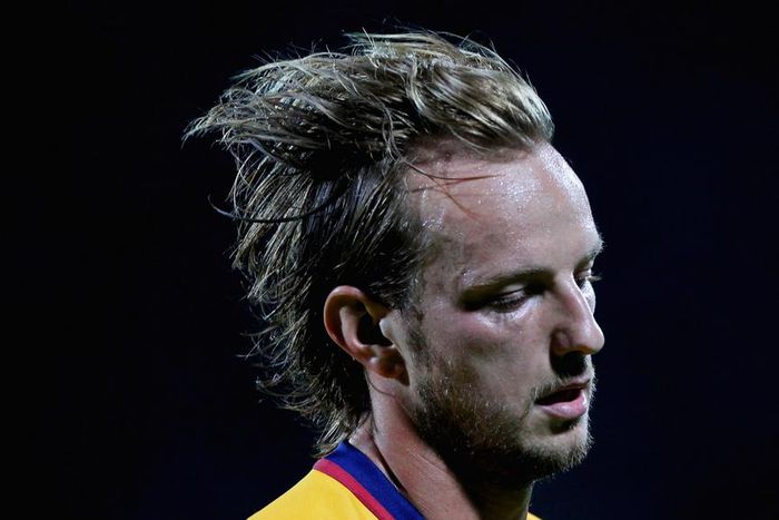 ___4377099___https:______static.pulse.com.gh___webservice___escenic___binary___4377099___2015___11___20___6___ivanrakitic-cropped_ju7cyme8smxz1tv3fg6ln1lrt