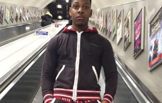 Woman insults Black man who tries to return her money after it dropped from her handbag
