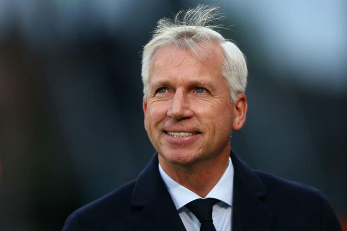 ___4403695___https:______static.pulse.com.gh___webservice___escenic___binary___4403695___2015___12___7___11___alan-pardew-cropped_n3063mgeo1tv19siraazrfufc